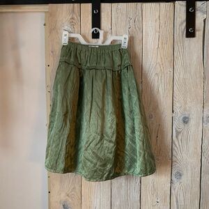 Zara girl’s skirt. Size: 10.